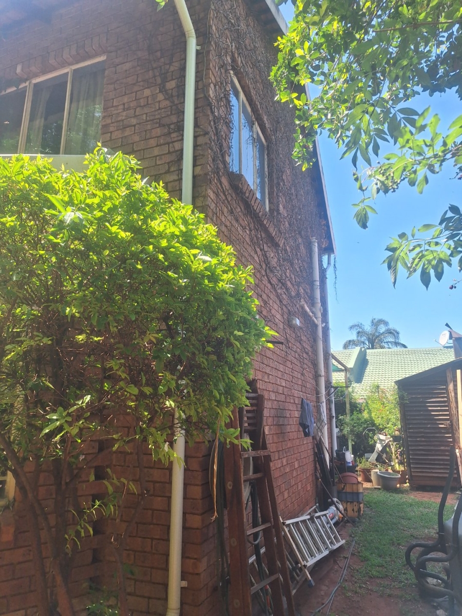 3 Bedroom Property for Sale in Theresa Park Gauteng