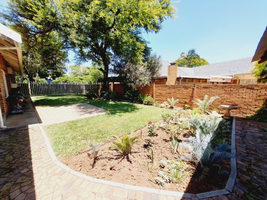 3 Bedroom Property for Sale in Annlin Gauteng