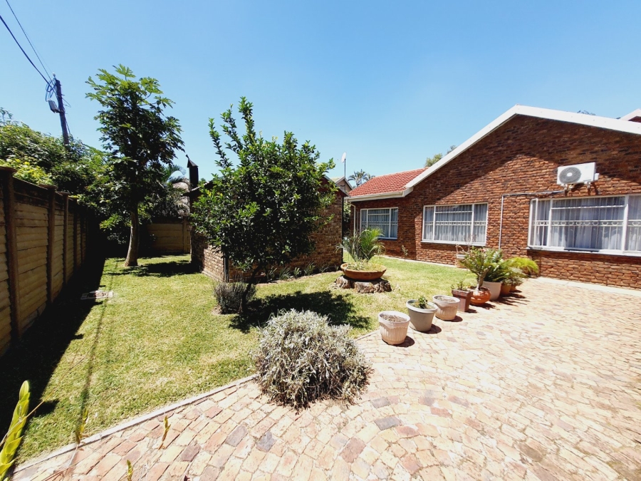 3 Bedroom Property for Sale in Annlin Gauteng