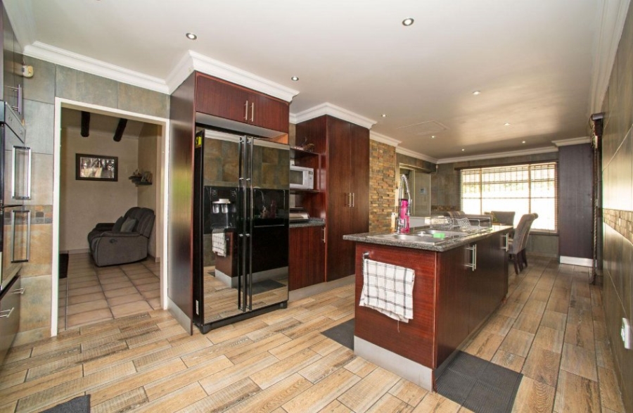 3 Bedroom Property for Sale in Croydon Gauteng