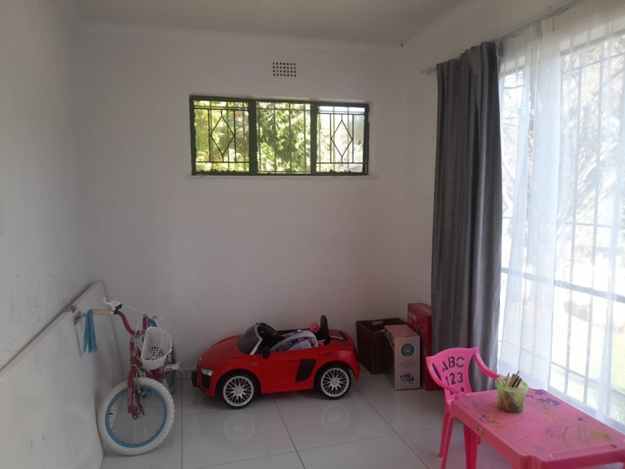 6 Bedroom Property for Sale in Winchester Hills Gauteng