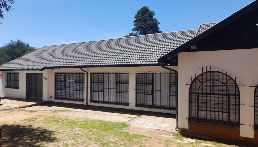 6 Bedroom Property for Sale in Winchester Hills Gauteng