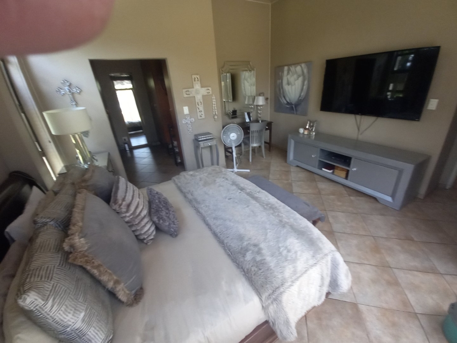 3 Bedroom Property for Sale in Sunnyrock Gauteng