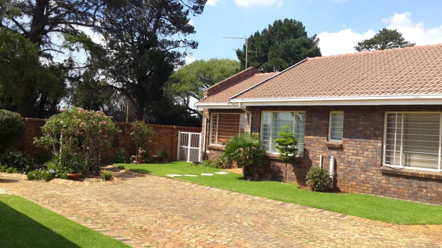 3 Bedroom Property for Sale in Dal Fouche Gauteng