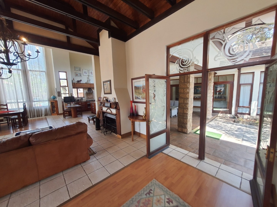 4 Bedroom Property for Sale in Silver Lakes Golf Estate Gauteng