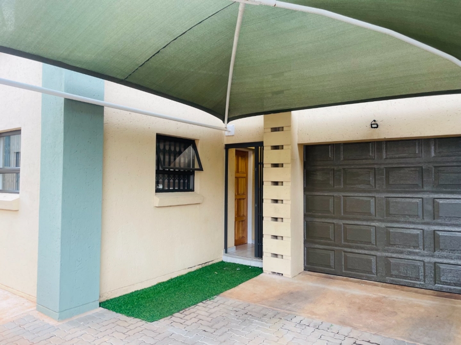 To Let 3 Bedroom Property for Rent in Amandasig Gauteng