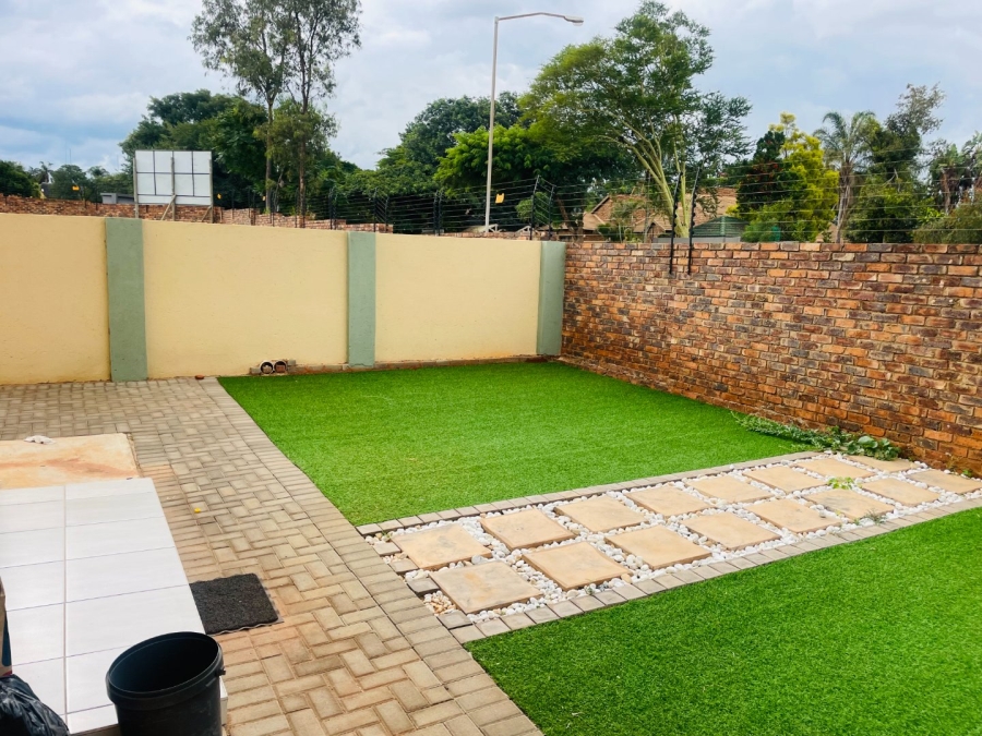 To Let 3 Bedroom Property for Rent in Amandasig Gauteng