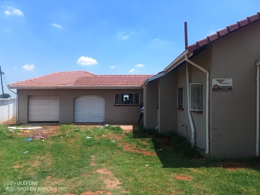 To Let 3 Bedroom Property for Rent in Dawn Park Gauteng