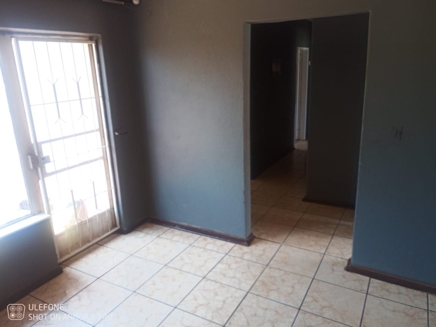 To Let 3 Bedroom Property for Rent in Dawn Park Gauteng