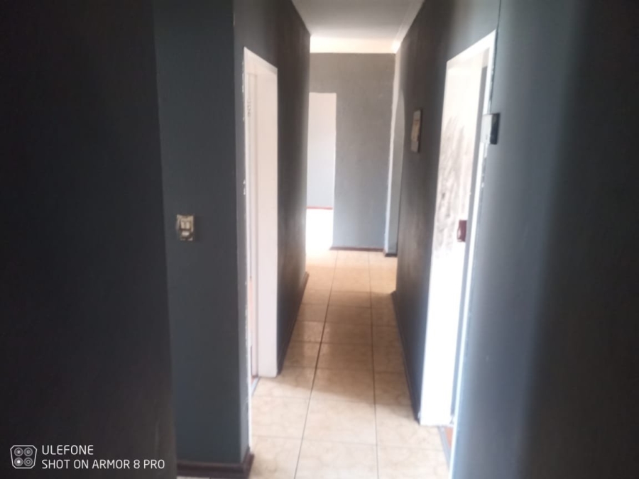 To Let 3 Bedroom Property for Rent in Dawn Park Gauteng