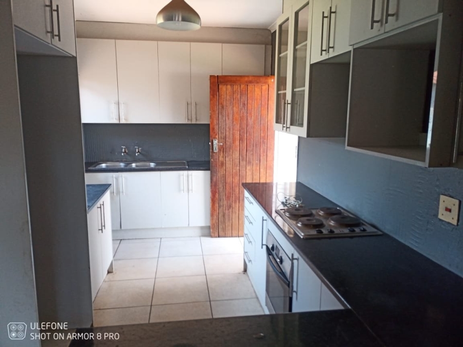 To Let 3 Bedroom Property for Rent in Dawn Park Gauteng