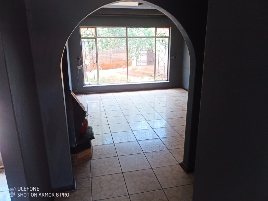 To Let 3 Bedroom Property for Rent in Dawn Park Gauteng