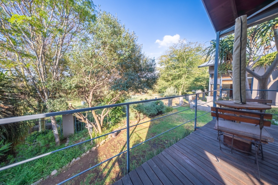 4 Bedroom Property for Sale in Lakeside Village Gauteng