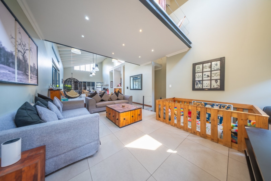 4 Bedroom Property for Sale in Lakeside Village Gauteng