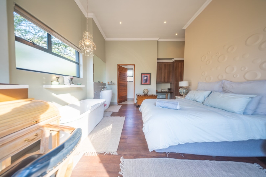 4 Bedroom Property for Sale in Lakeside Village Gauteng