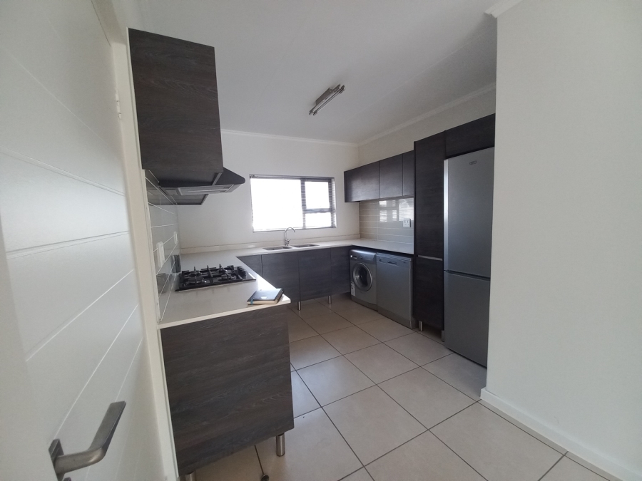 2 Bedroom Property for Sale in Greenstone Hill Gauteng