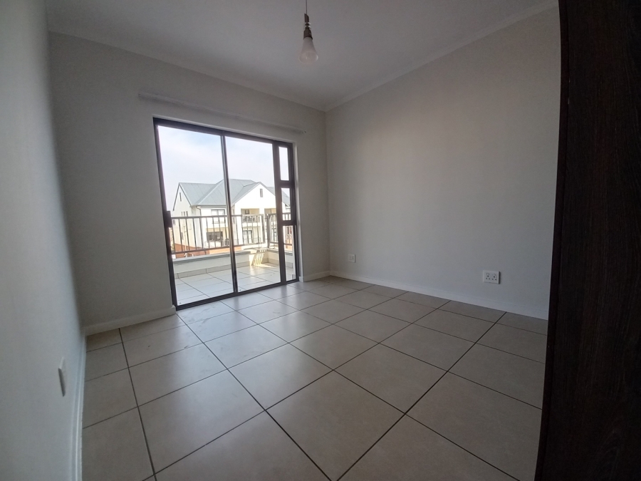 2 Bedroom Property for Sale in Greenstone Hill Gauteng