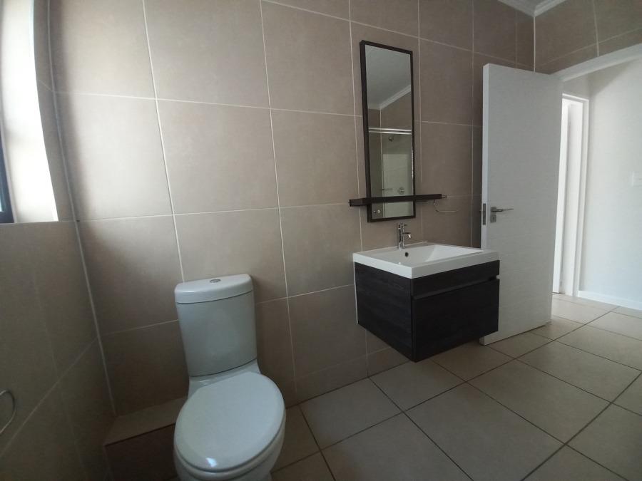 2 Bedroom Property for Sale in Greenstone Hill Gauteng