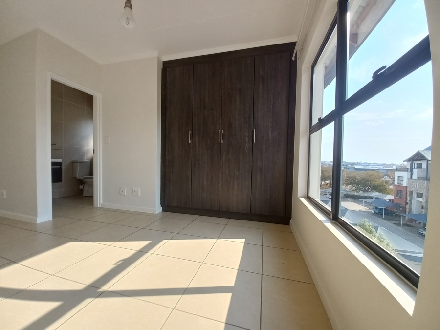 2 Bedroom Property for Sale in Greenstone Hill Gauteng