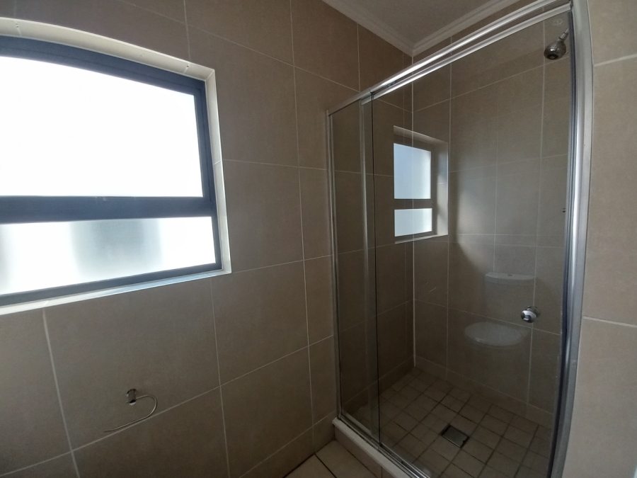 2 Bedroom Property for Sale in Greenstone Hill Gauteng