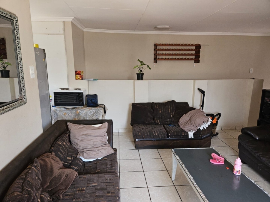 To Let 2 Bedroom Property for Rent in Witfield Gauteng