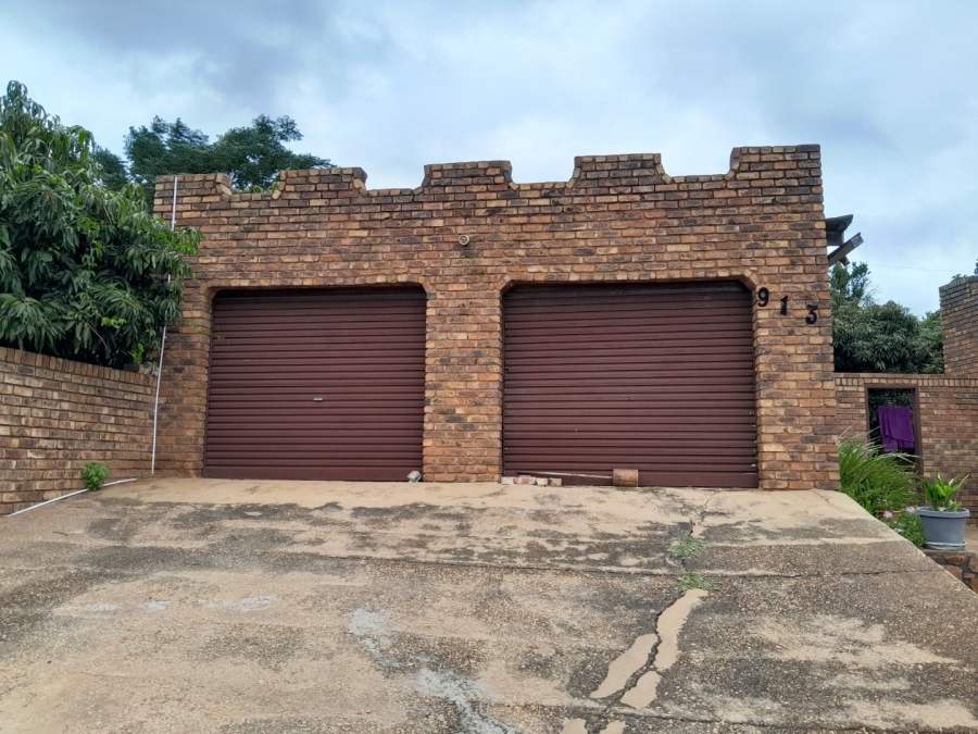 2 Bedroom Property for Sale in Soshanguve AA Gauteng