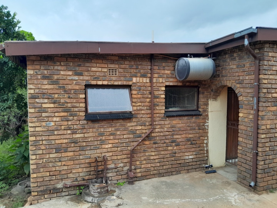 2 Bedroom Property for Sale in Soshanguve AA Gauteng