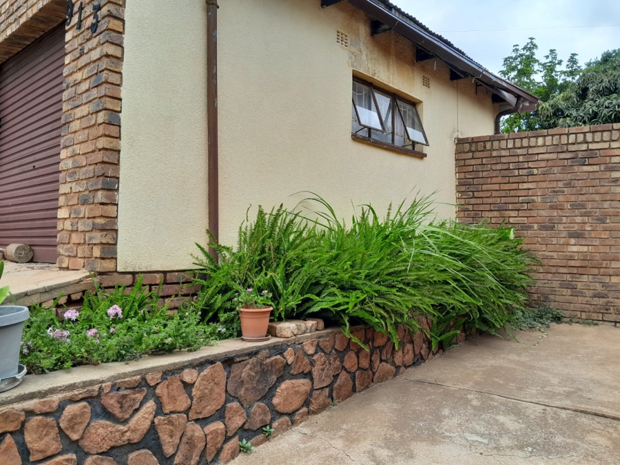 2 Bedroom Property for Sale in Soshanguve AA Gauteng