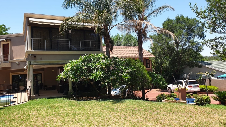 8 Bedroom Property for Sale in Morningside Manor Gauteng