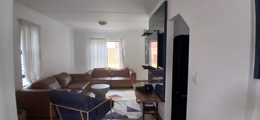 To Let 3 Bedroom Property for Rent in Amberfield Gauteng