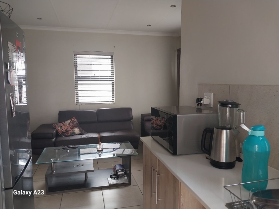 3 Bedroom Property for Sale in Albertsdal Gauteng