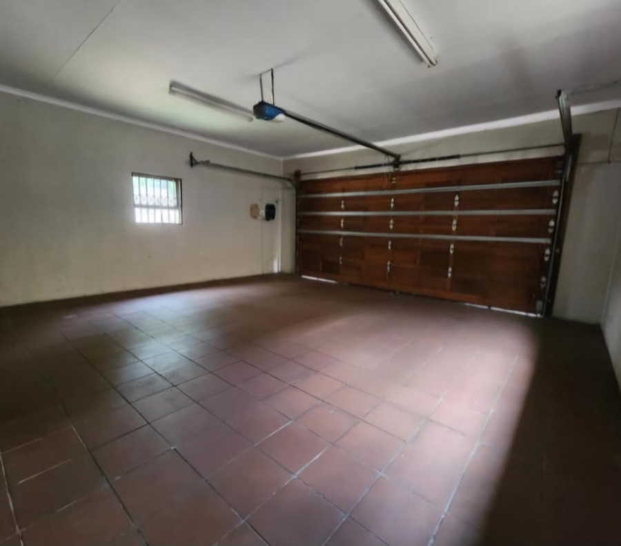 5 Bedroom Property for Sale in Vanderbijlpark SW 5 Gauteng