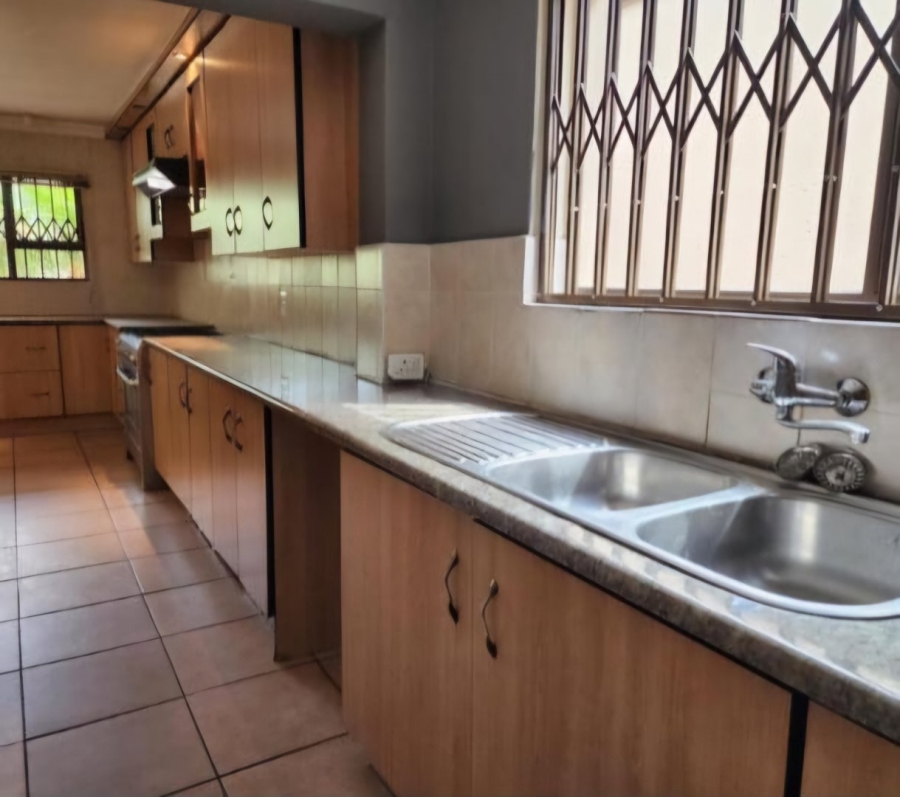 5 Bedroom Property for Sale in Vanderbijlpark SW 5 Gauteng