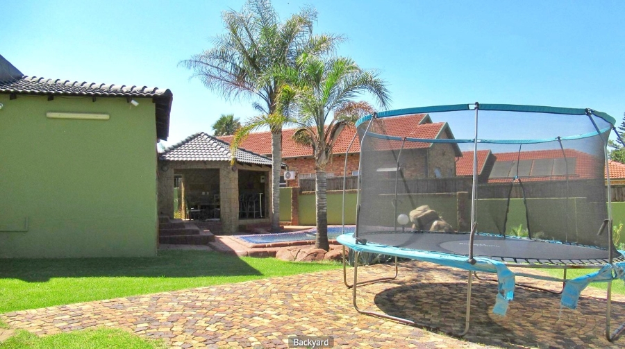 3 Bedroom Property for Sale in Rangeview Gauteng