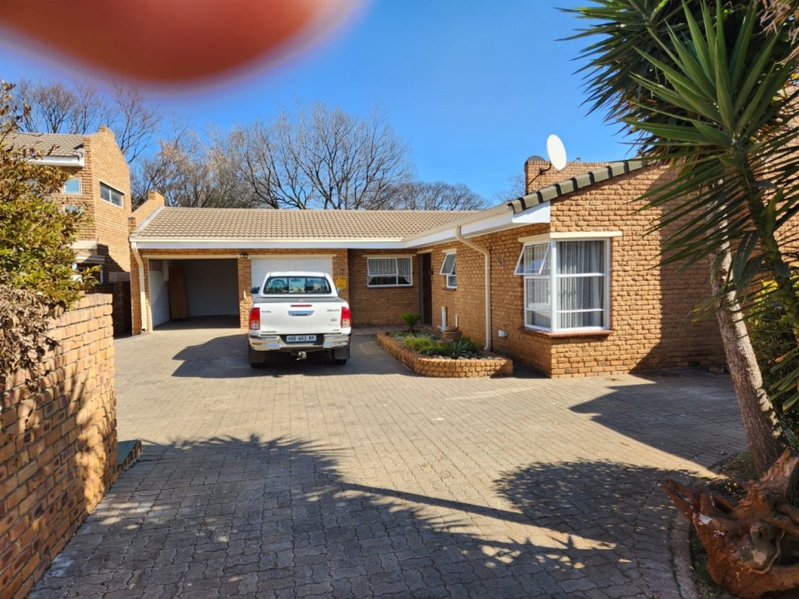 3 Bedroom Property for Sale in Vanderbijlpark SW 5 Gauteng