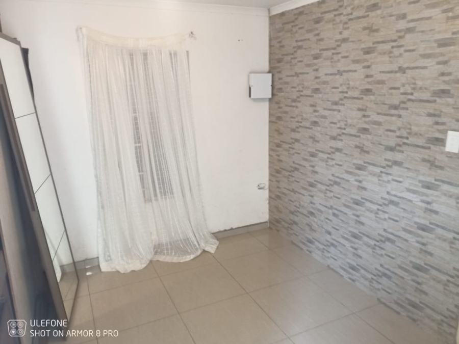 3 Bedroom Property for Sale in Windmill Park Gauteng