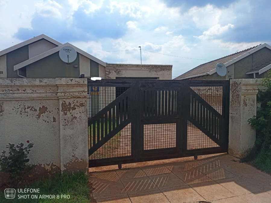 3 Bedroom Property for Sale in Windmill Park Gauteng