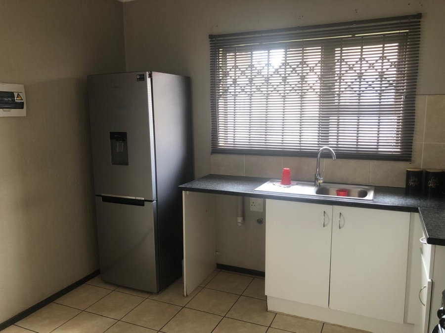 3 Bedroom Property for Sale in Crystal Park Gauteng