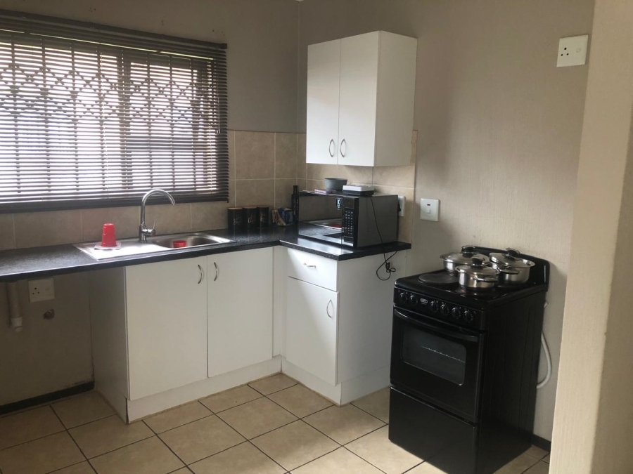 3 Bedroom Property for Sale in Crystal Park Gauteng