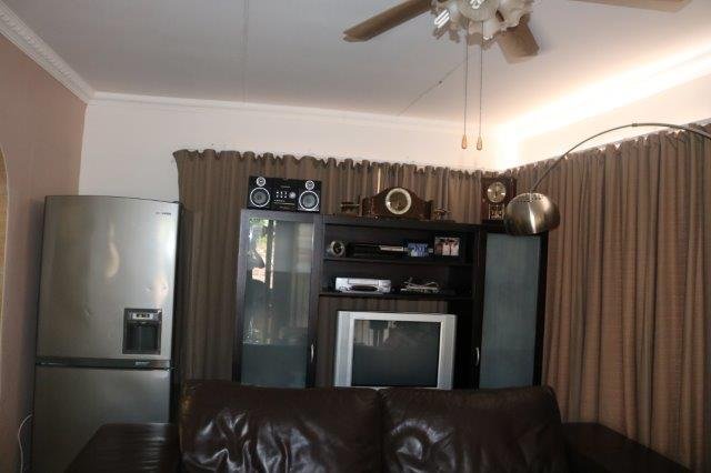 4 Bedroom Property for Sale in Vanderbijlpark SE 2 Gauteng