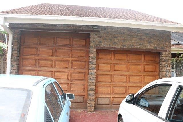 4 Bedroom Property for Sale in Vanderbijlpark SE 2 Gauteng