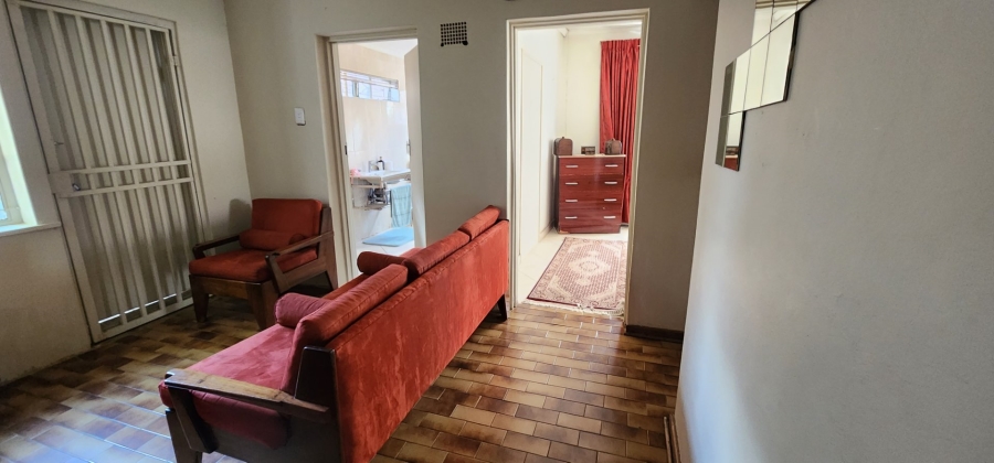 6 Bedroom Property for Sale in Laudium Gauteng