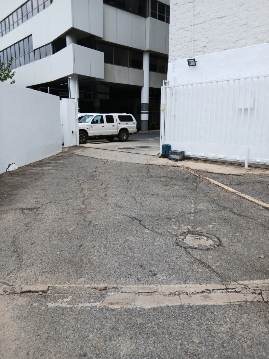 To Let 1 Bedroom Property for Rent in Sandton Central Gauteng