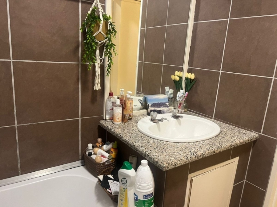 To Let 1 Bedroom Property for Rent in Sandton Central Gauteng