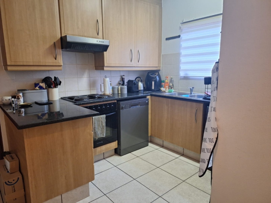 To Let 2 Bedroom Property for Rent in Craigavon Gauteng