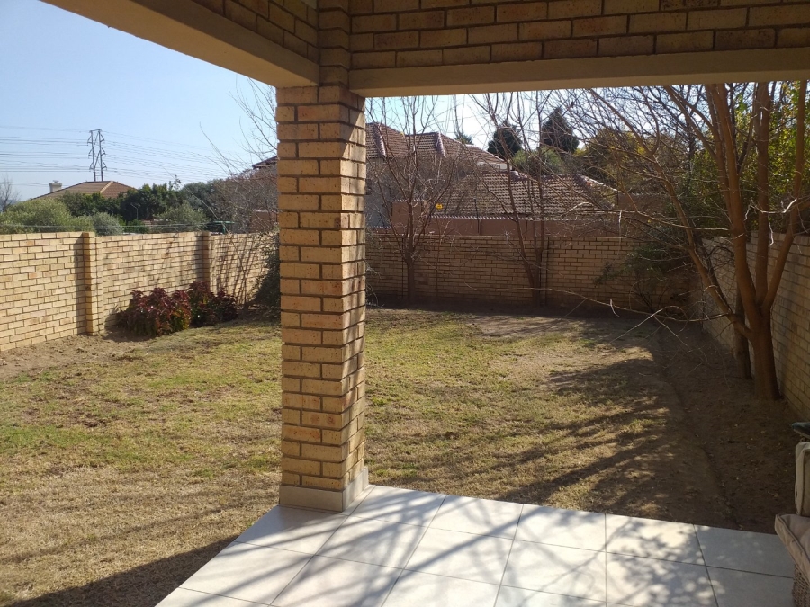 To Let 2 Bedroom Property for Rent in Craigavon Gauteng