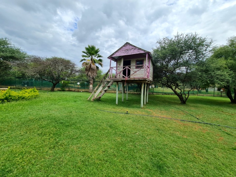 4 Bedroom Property for Sale in Bultfontein A H Gauteng