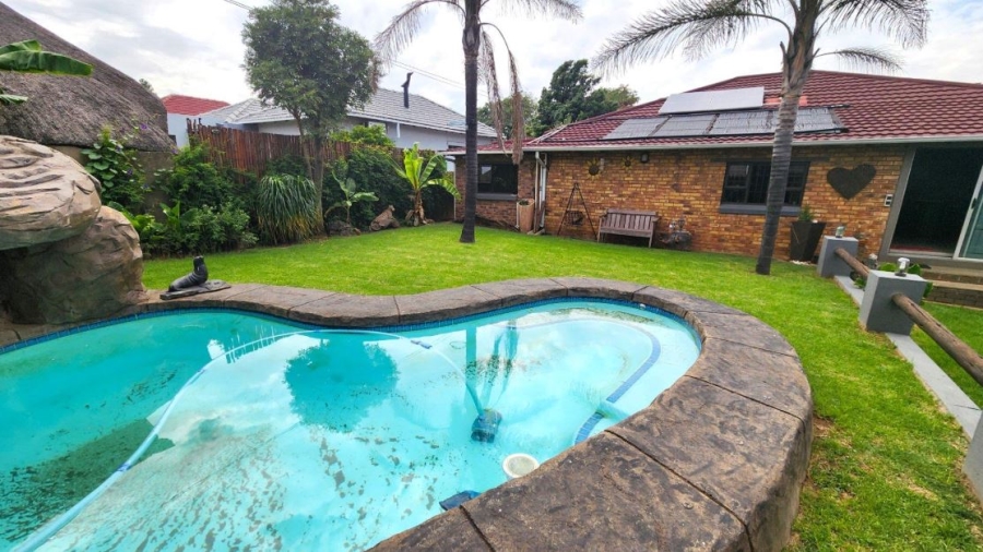 3 Bedroom Property for Sale in Gerdview Gauteng