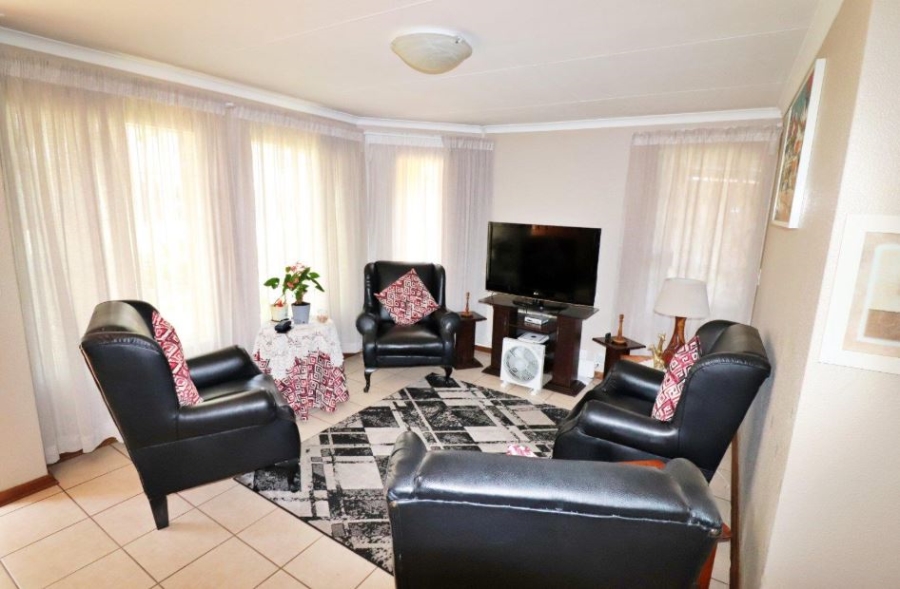 3 Bedroom Property for Sale in Sunnyridge Gauteng