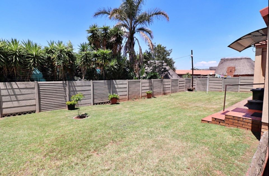 3 Bedroom Property for Sale in Sunnyridge Gauteng